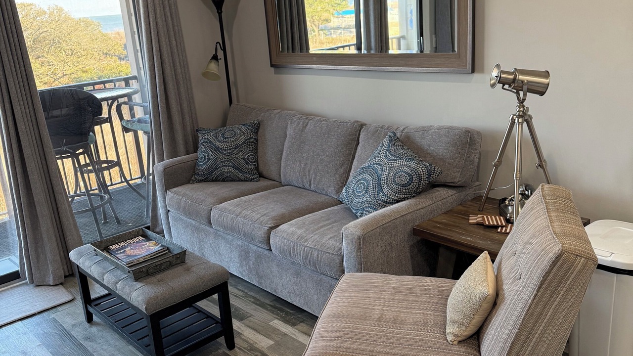 Photo of Livingroom in Folly Field