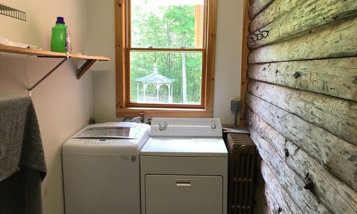 Photo of Bedroom in Town of Colchester
