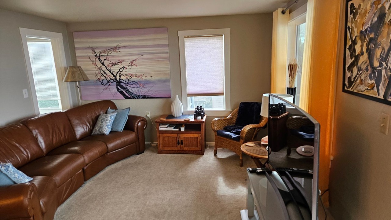 Photo of Livingroom in Seahurst