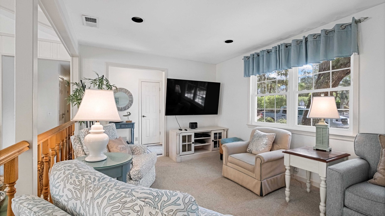 Photo of Livingroom in North Forest Beach