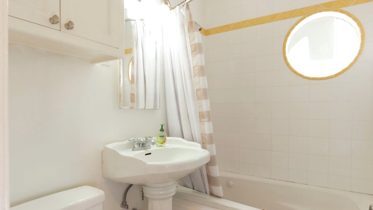 Photo of Bathroom in Playa Del Rey