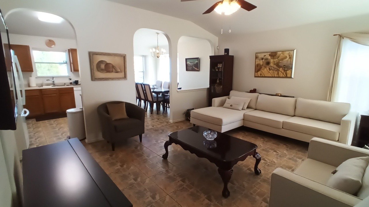 Photo of Livingroom in West San Antonio