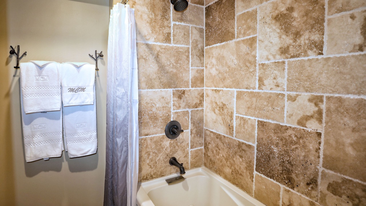 Photo of Bathroom in Chalet Village North
