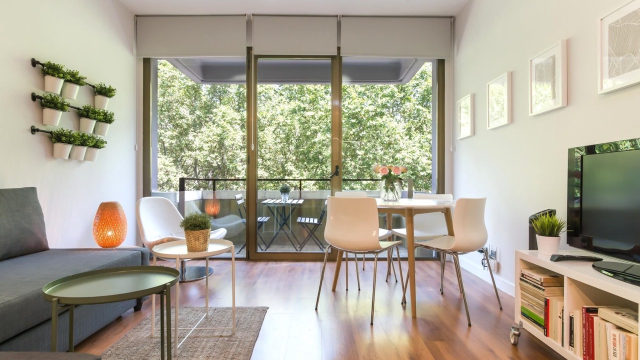 Photo of Livingroom in Golden Triangle of Art