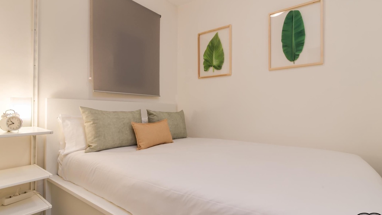 Photo of Bedroom in Golden Triangle of Art