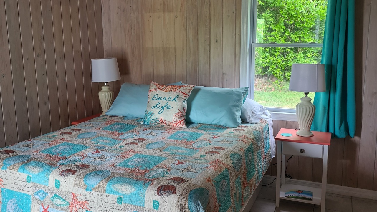 Photo of Bedroom in Hope Town