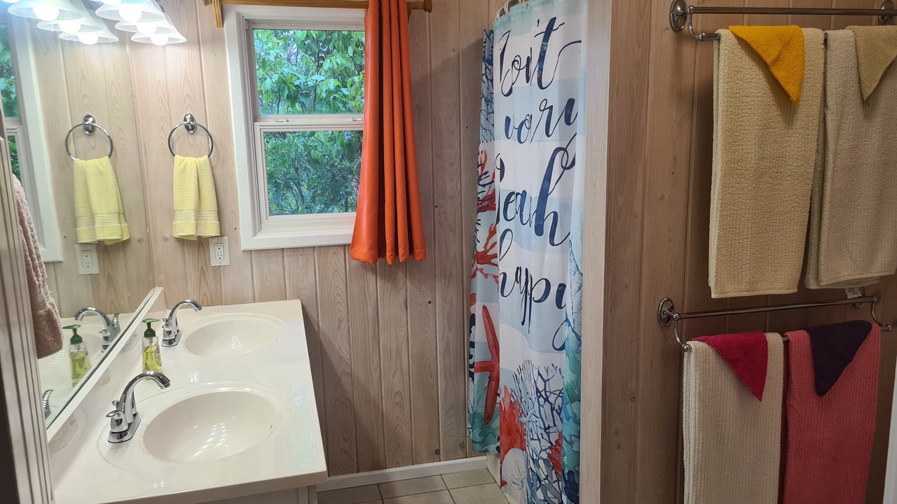 Photo of Bathroom in Hope Town