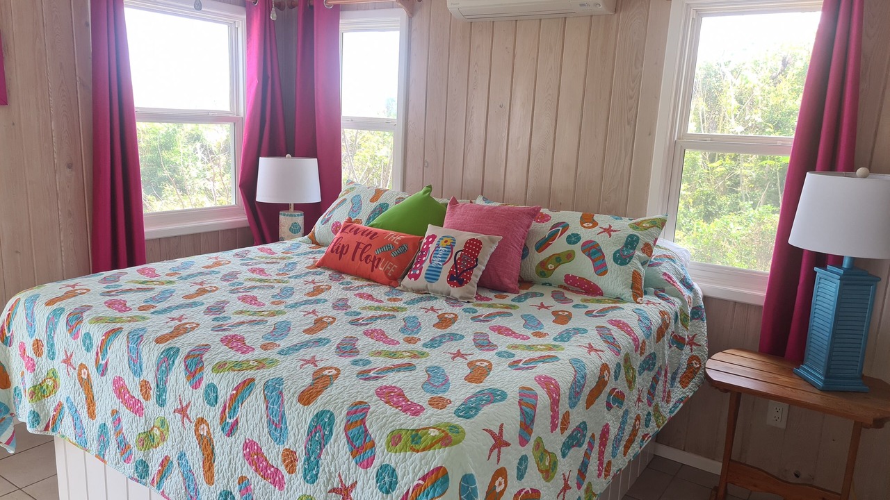 Photo of Bedroom in Hope Town