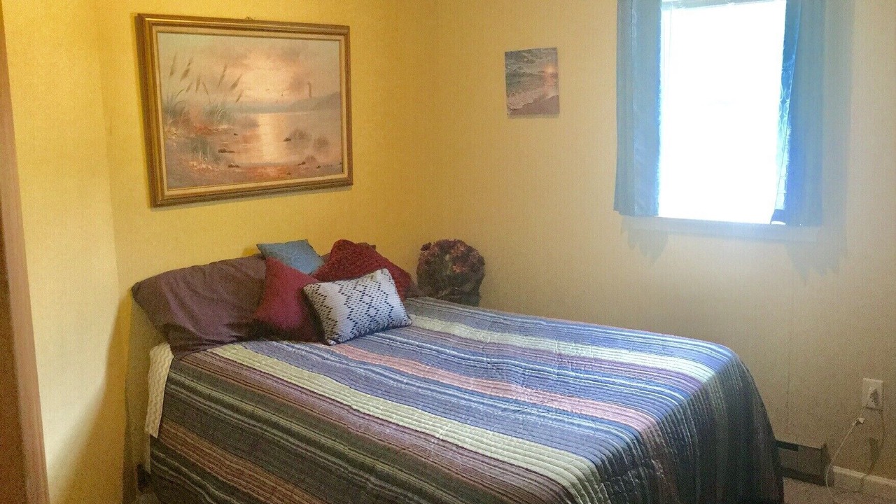 Photo of Bedroom in White Mills
