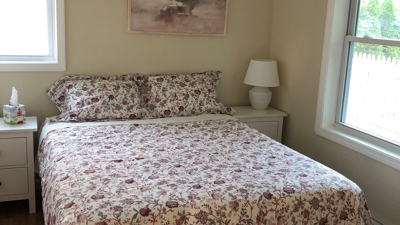 Photo of Bedroom in Westbrook Center