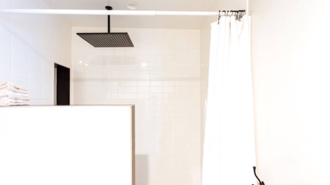 Photo of Bathroom in Rogers Park