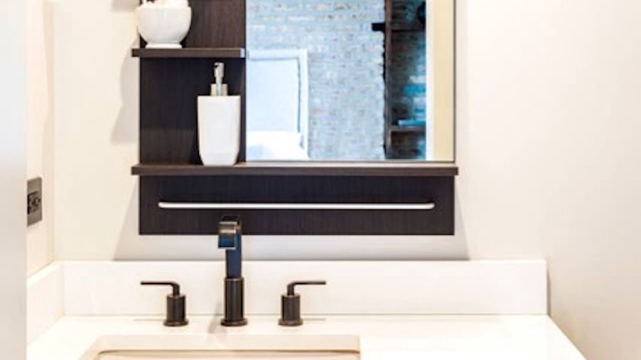 Photo of Bathroom in Rogers Park