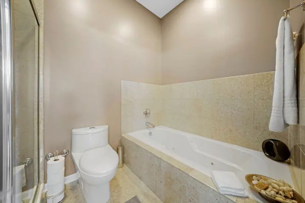 Photo of Bathroom in River West