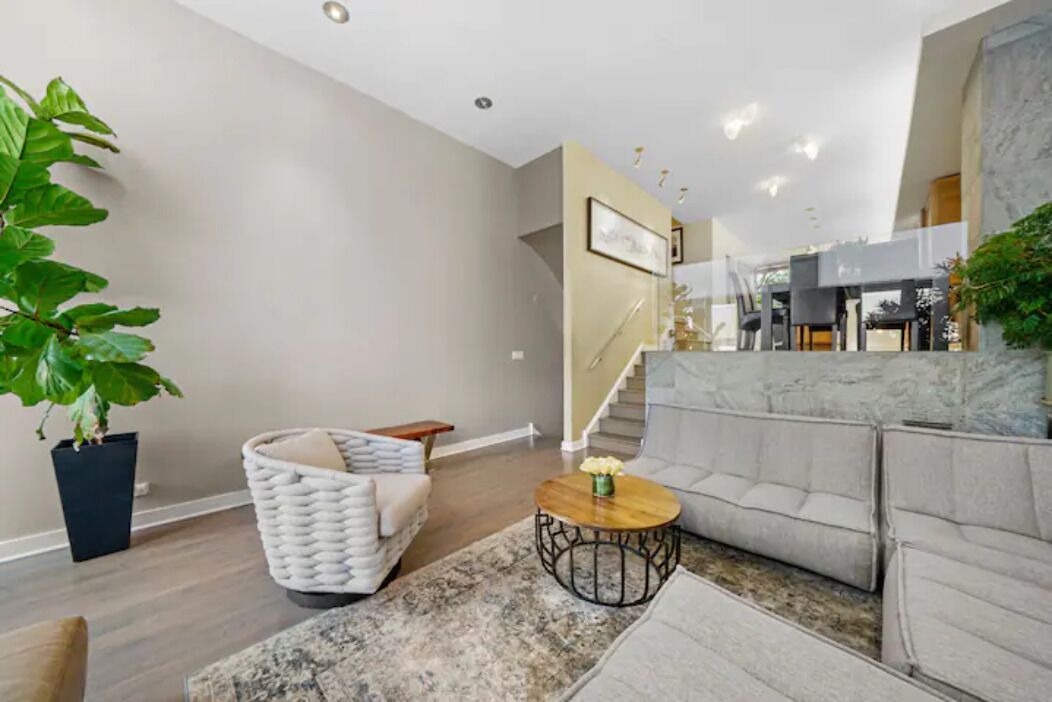 Photo of Livingroom in River West
