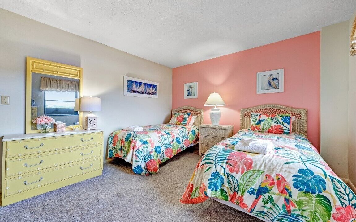 Photo of Bedroom in Arcadian Shores