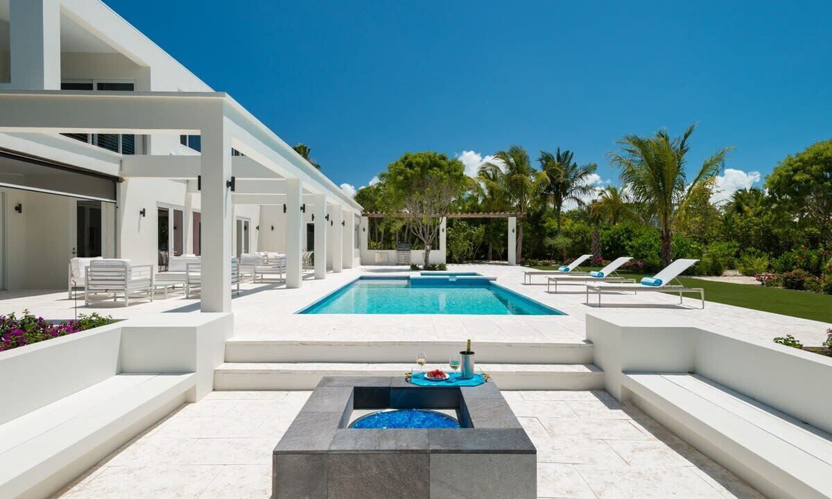 Photo of Outdoor in Leeward Settlement