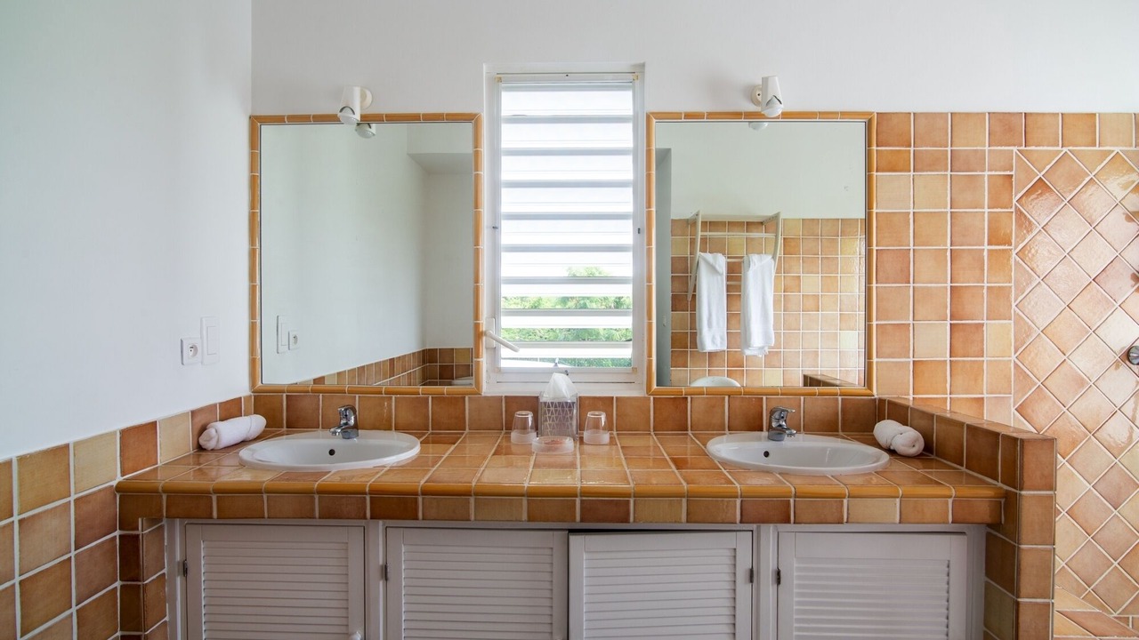 Photo of Bathroom in Les Terres Basses