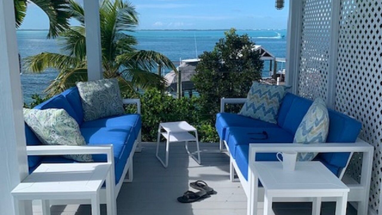 Photo of Patio Balcony in Hope Town