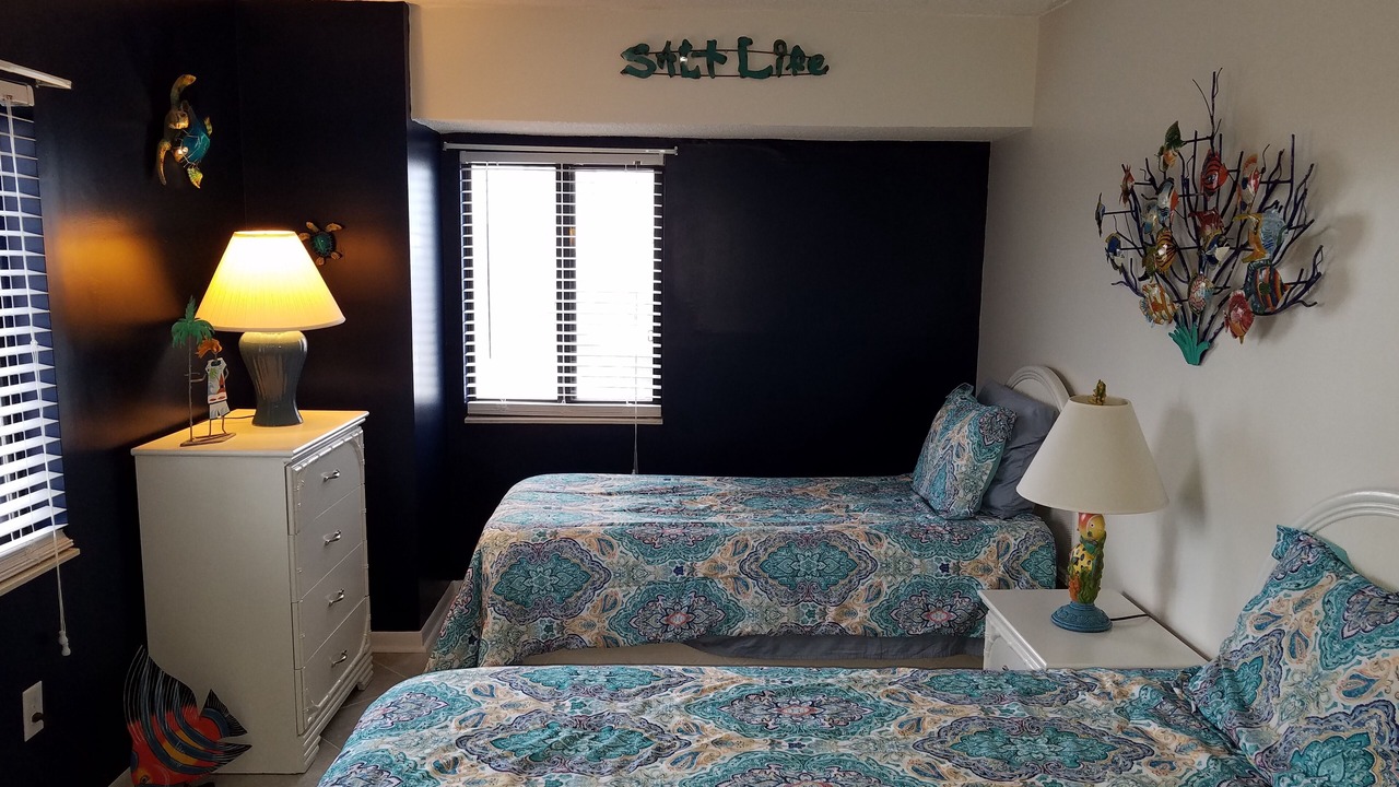 Photo of Bedroom in Cherry Grove Beach