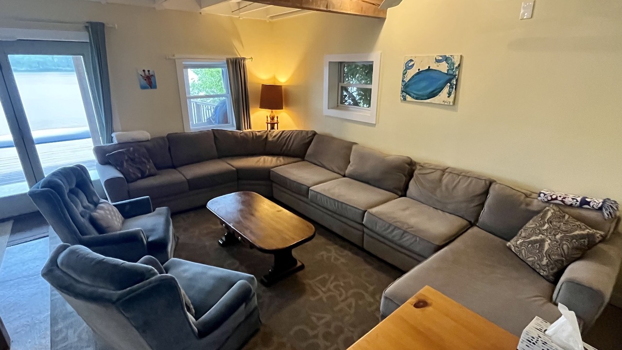Photo of Livingroom in Ledyard