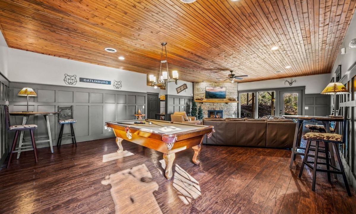 Photo of Bedroom in Chalet Village