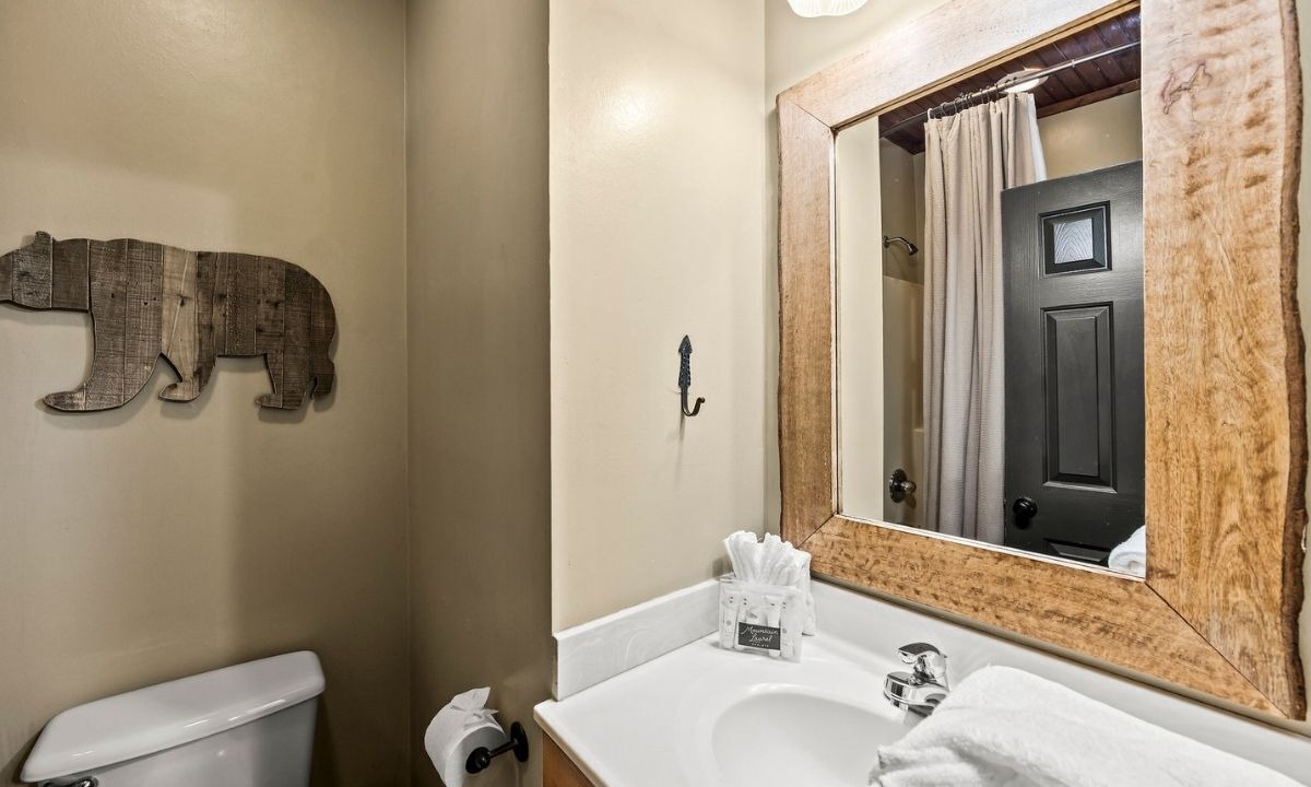 Photo of Bathroom in Chalet Village