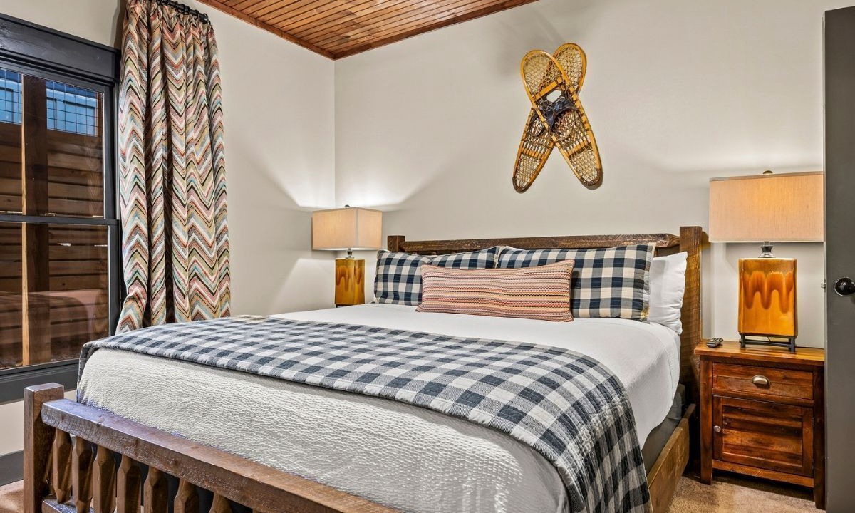Photo of Bedroom in Chalet Village