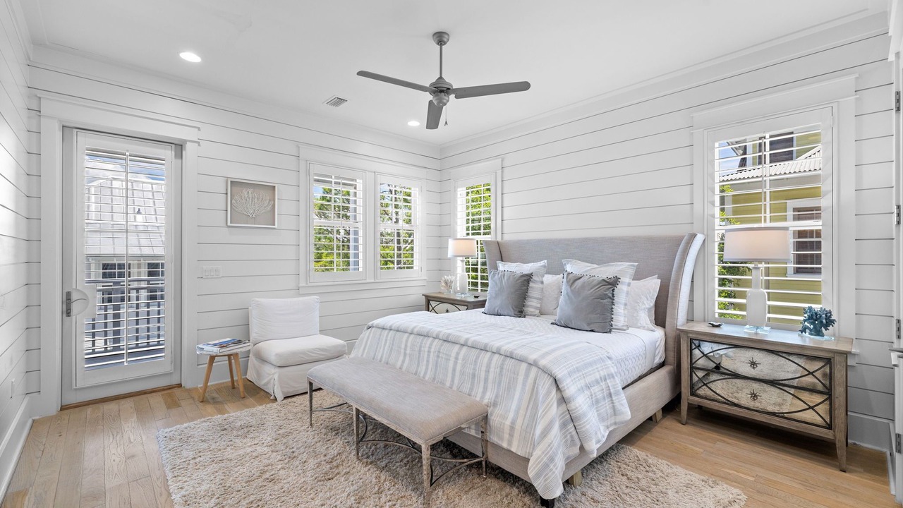 Photo of Bedroom in Beach District