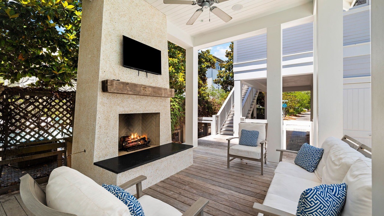 Photo of Patio Balcony in Beach District