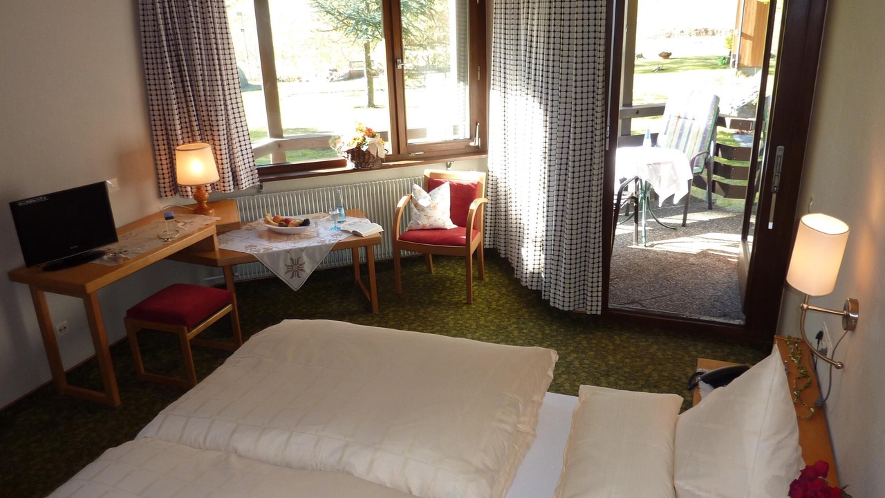 Photo of Bedroom in Fahl