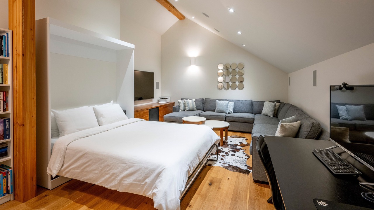 Photo of Bedroom in Whistler Village