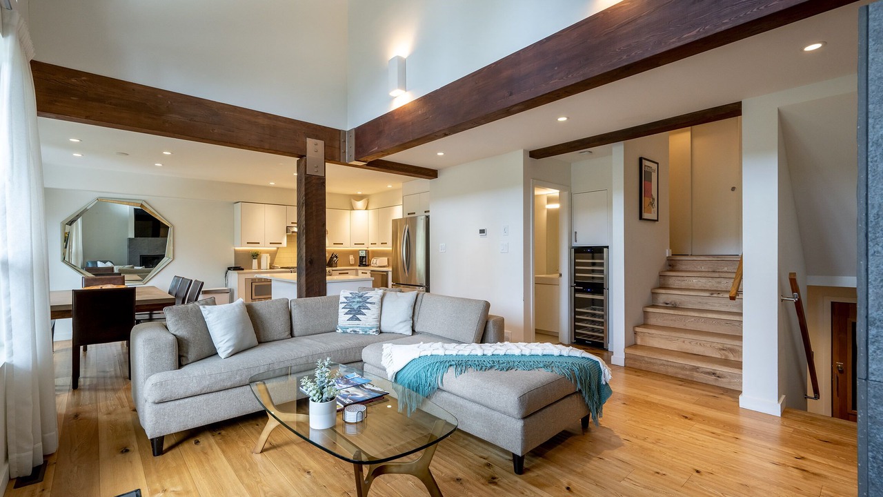 Photo of Livingroom in Whistler Village