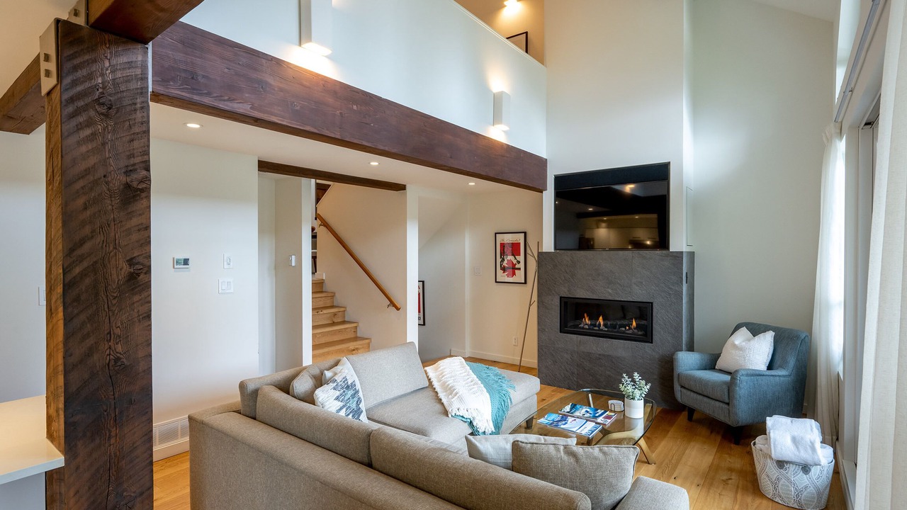 Photo of Livingroom in Whistler Village