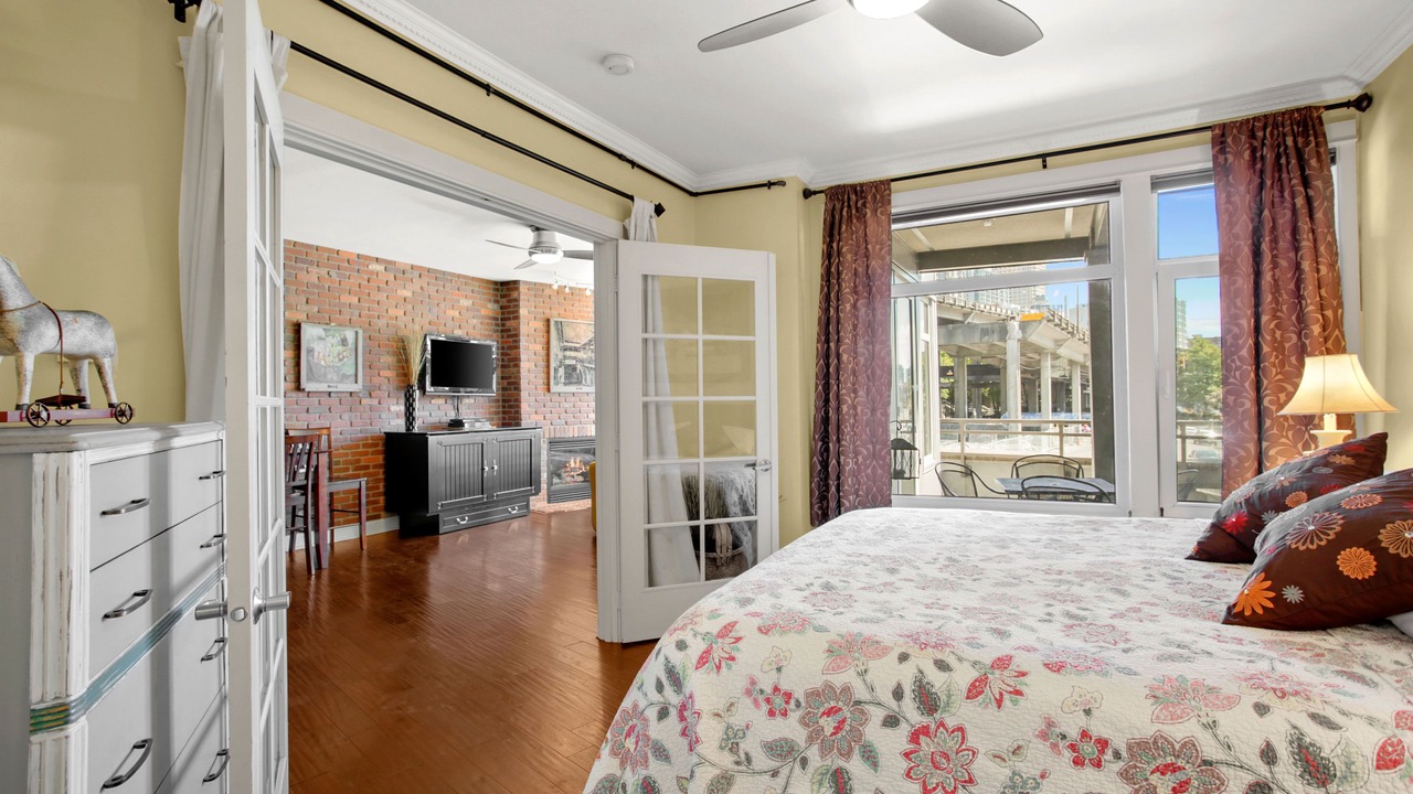 Photo of Bedroom in Downtown Seattle