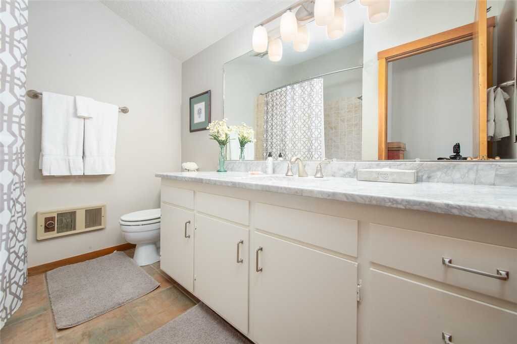 Photo of Bathroom in Moose Wilson Road