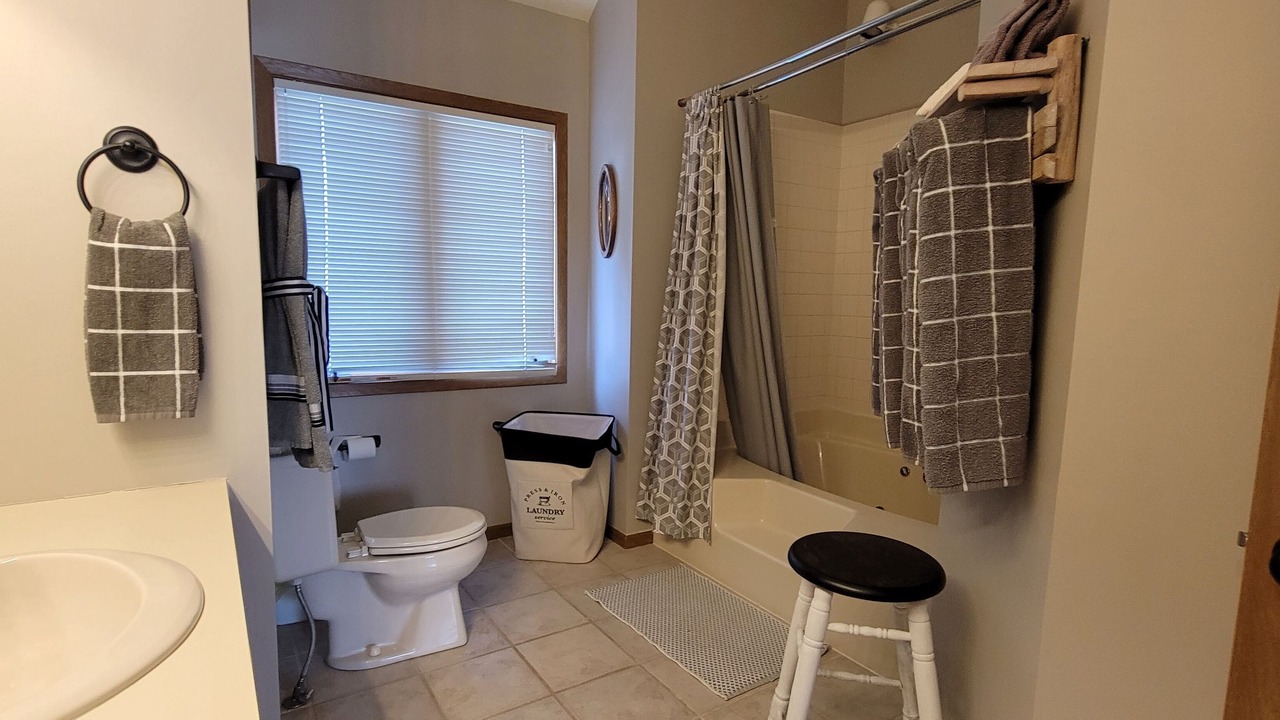 Photo of Bathroom in The Galena Territory