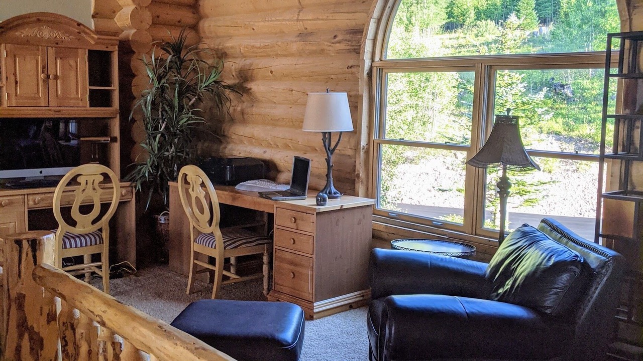 Photo of Livingroom in Brian Head