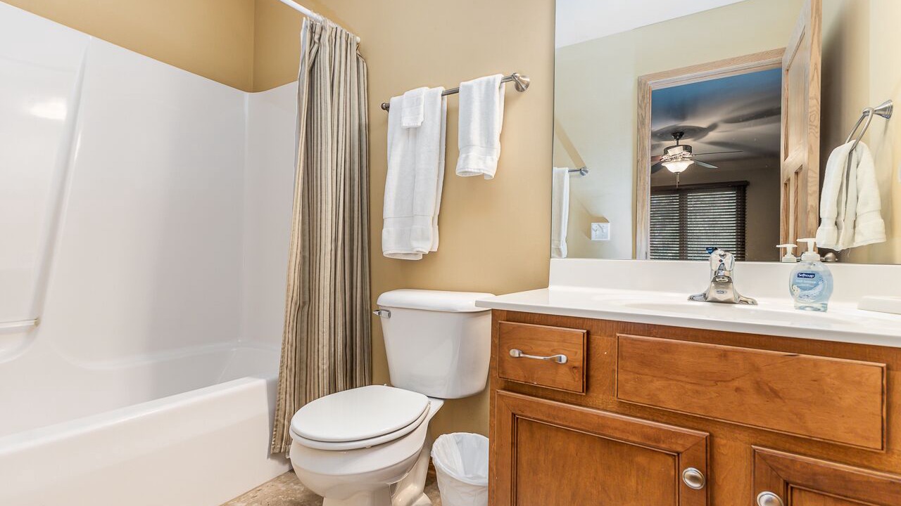 Photo of Bathroom in The Galena Territory