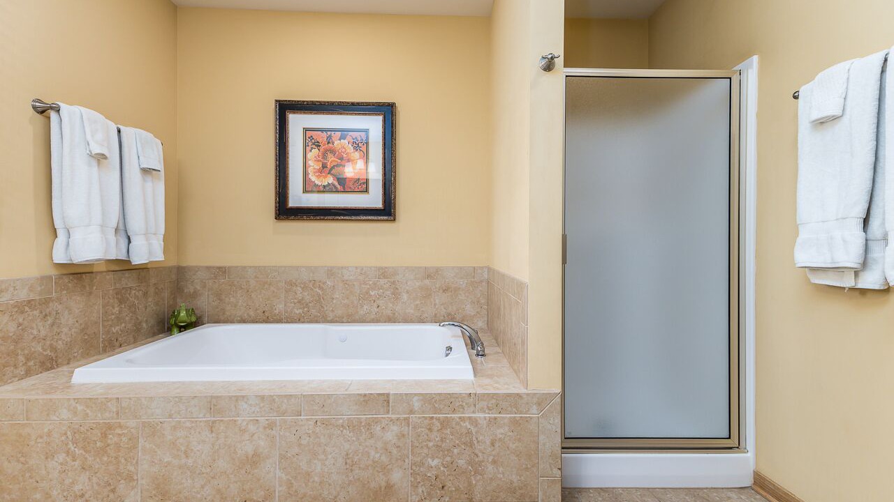 Photo of Bathroom in The Galena Territory