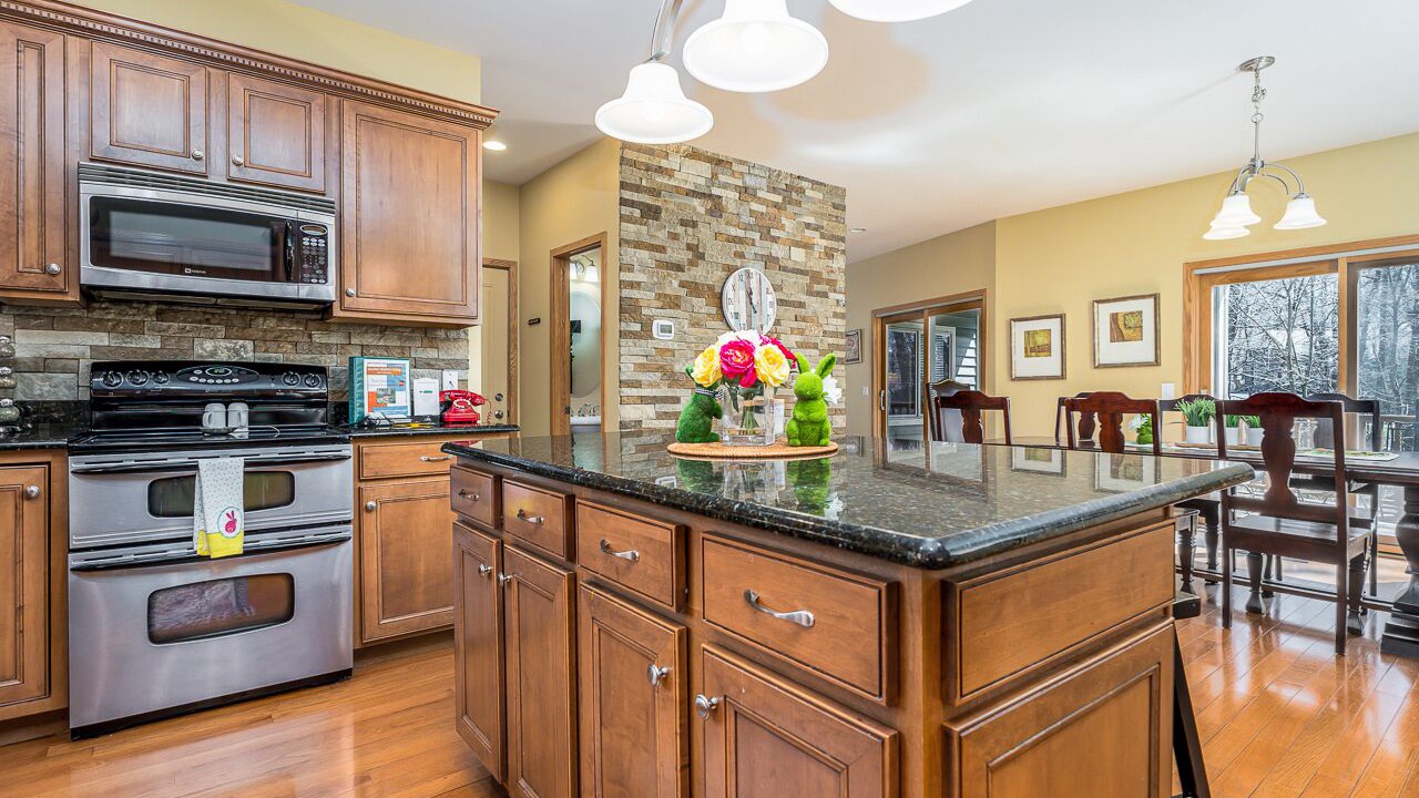 Photo of Kitchen in The Galena Territory
