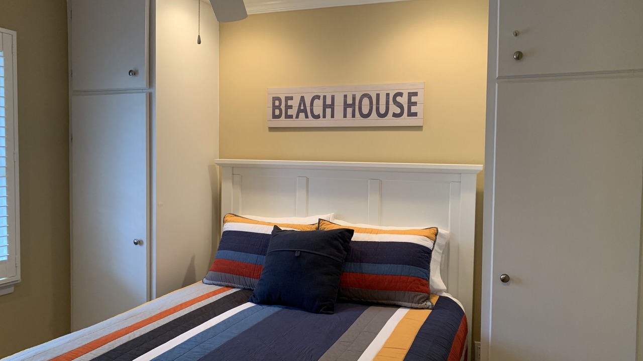 Photo of Bedroom in North Forest Beach