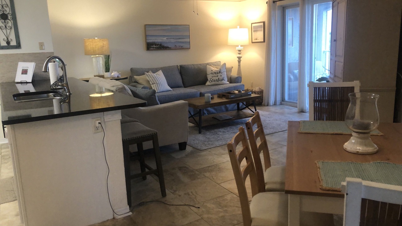 Photo of Livingroom in Butler Beach