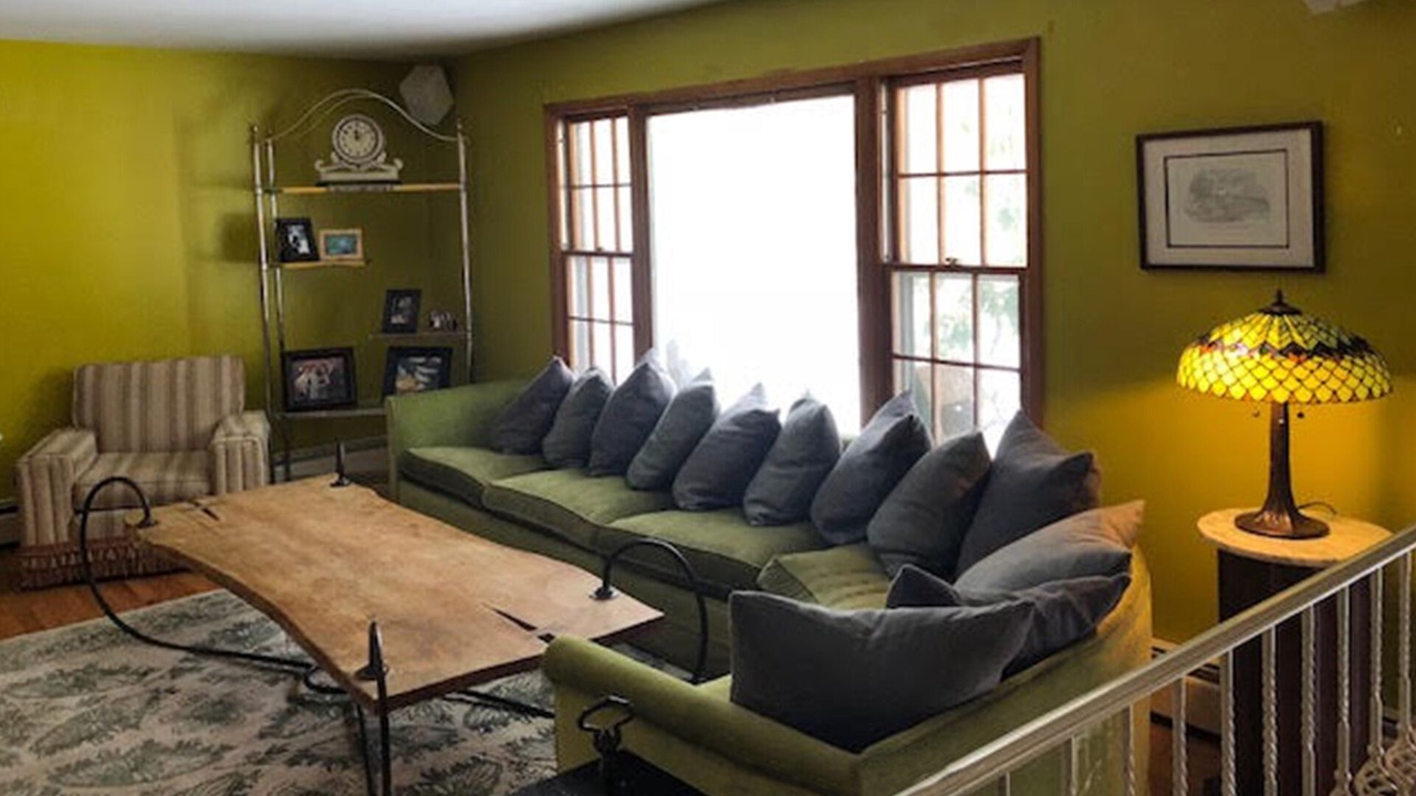 Photo of Livingroom in Swan Lake