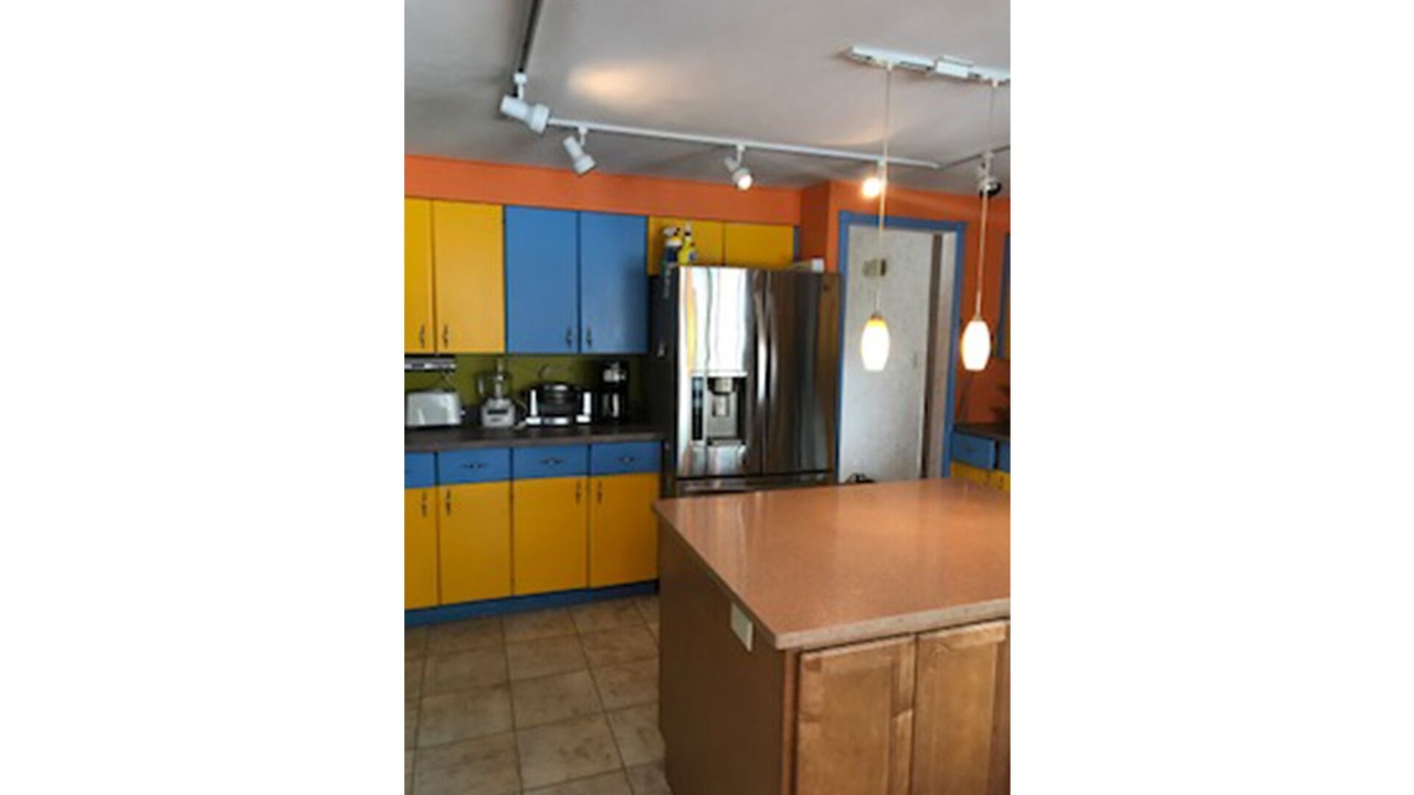 Photo of Kitchen in Swan Lake