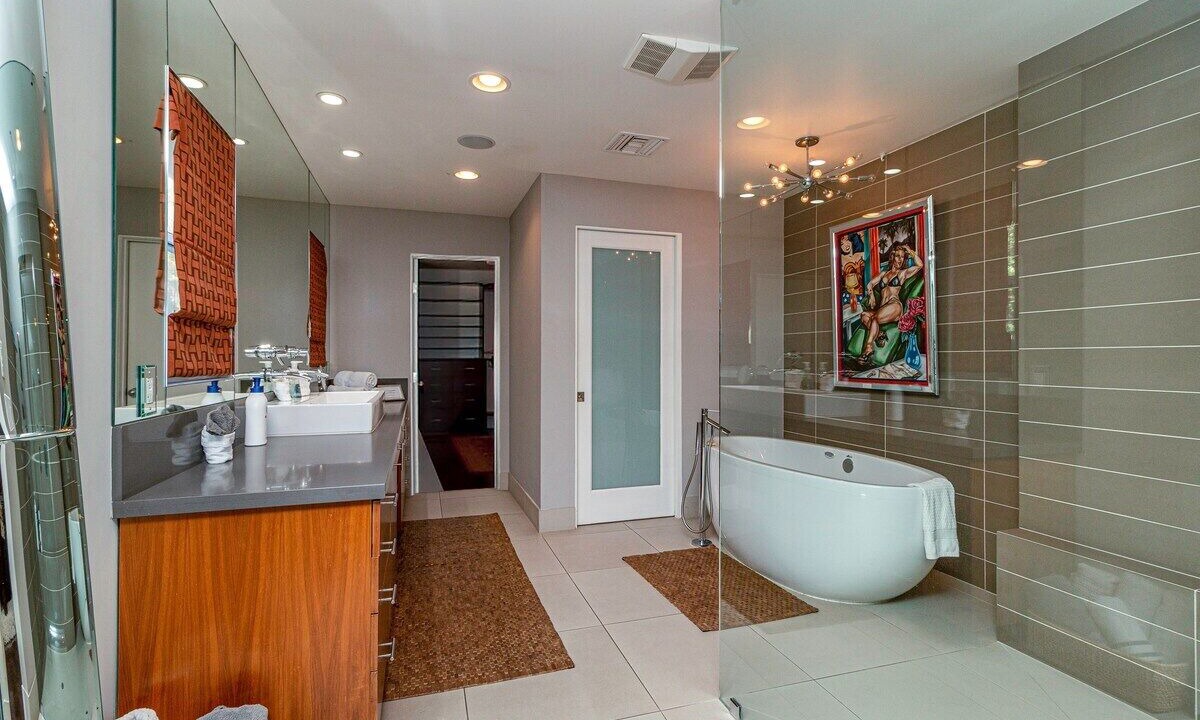 Photo of Bathroom in El Miradero