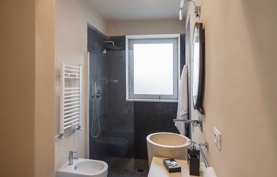 Photo of Bathroom in Diso