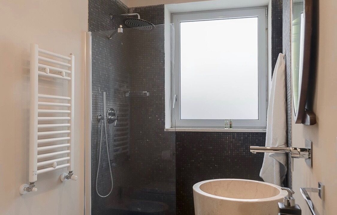 Photo of Bathroom in Diso