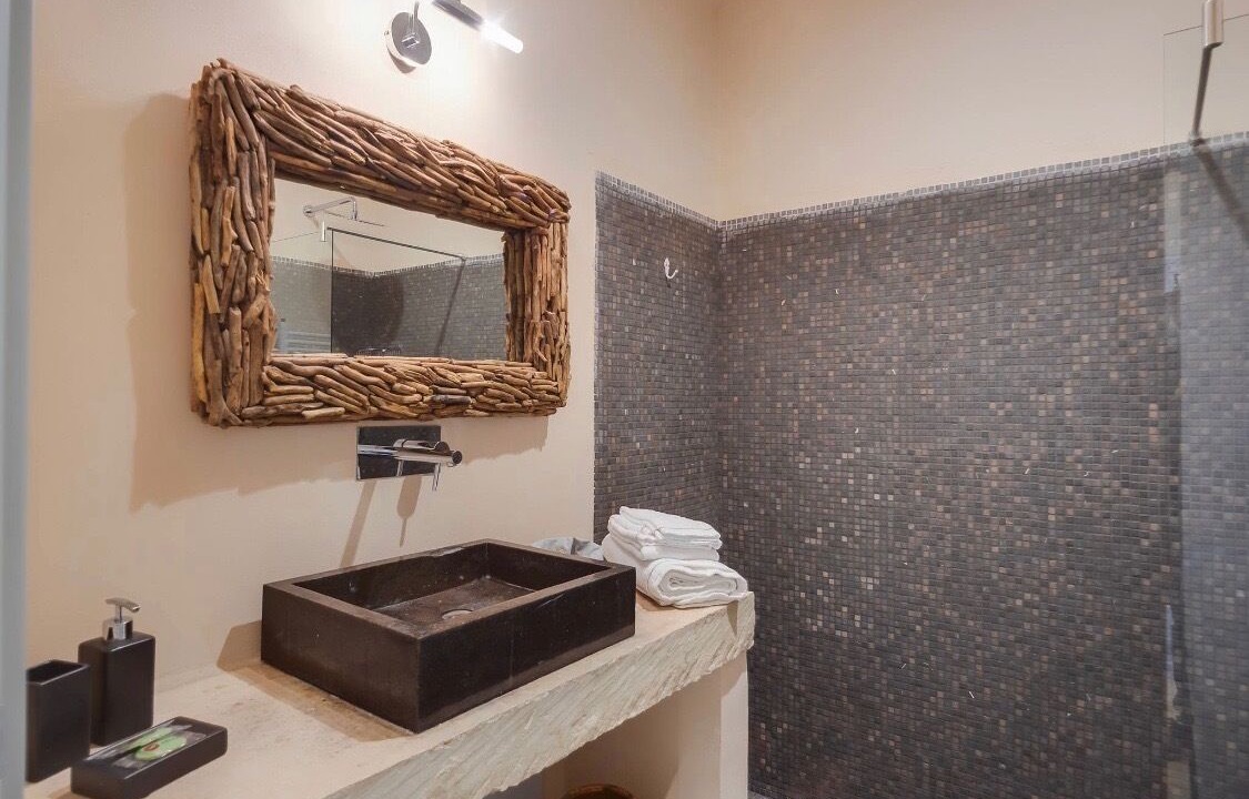 Photo of Bathroom in Diso