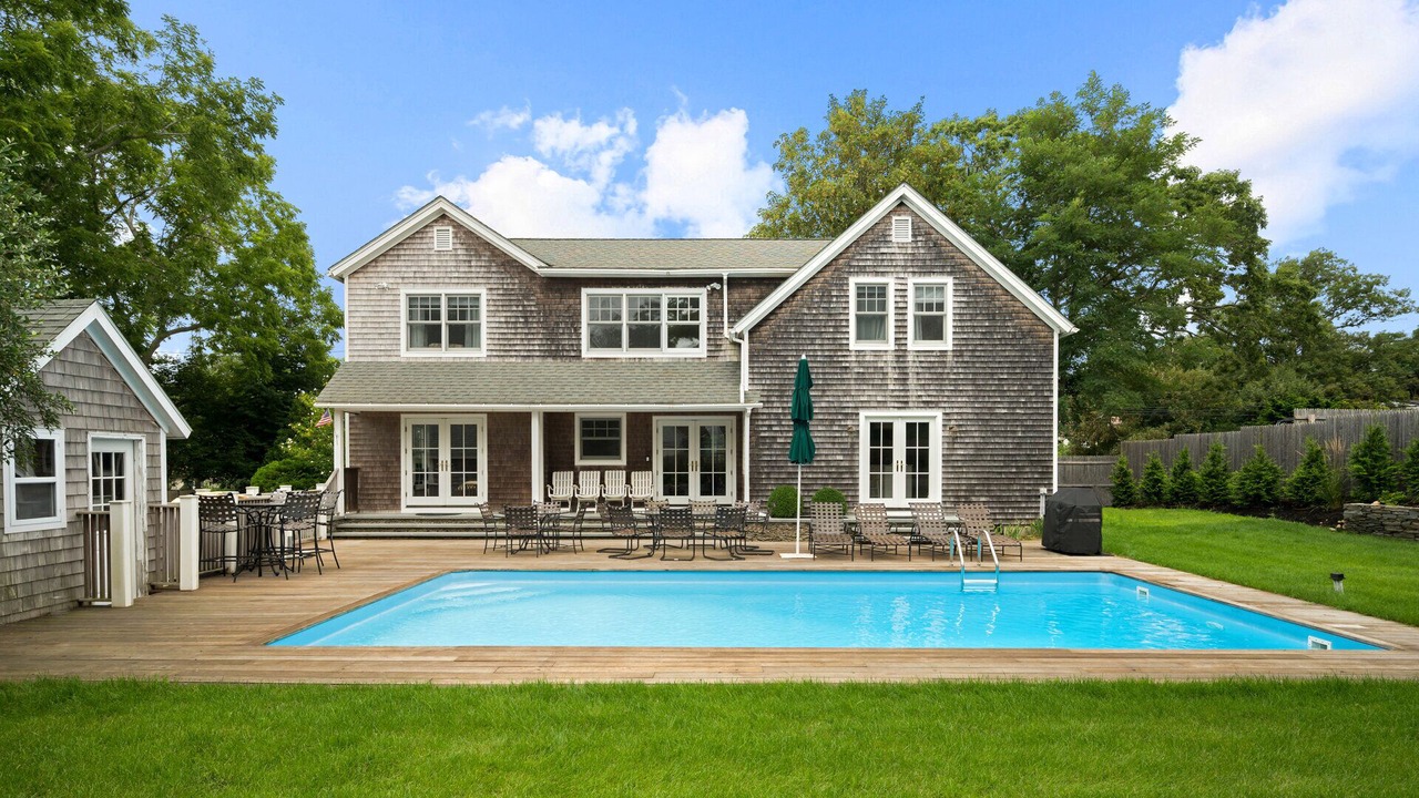 Photo of Outdoor in East Hampton North