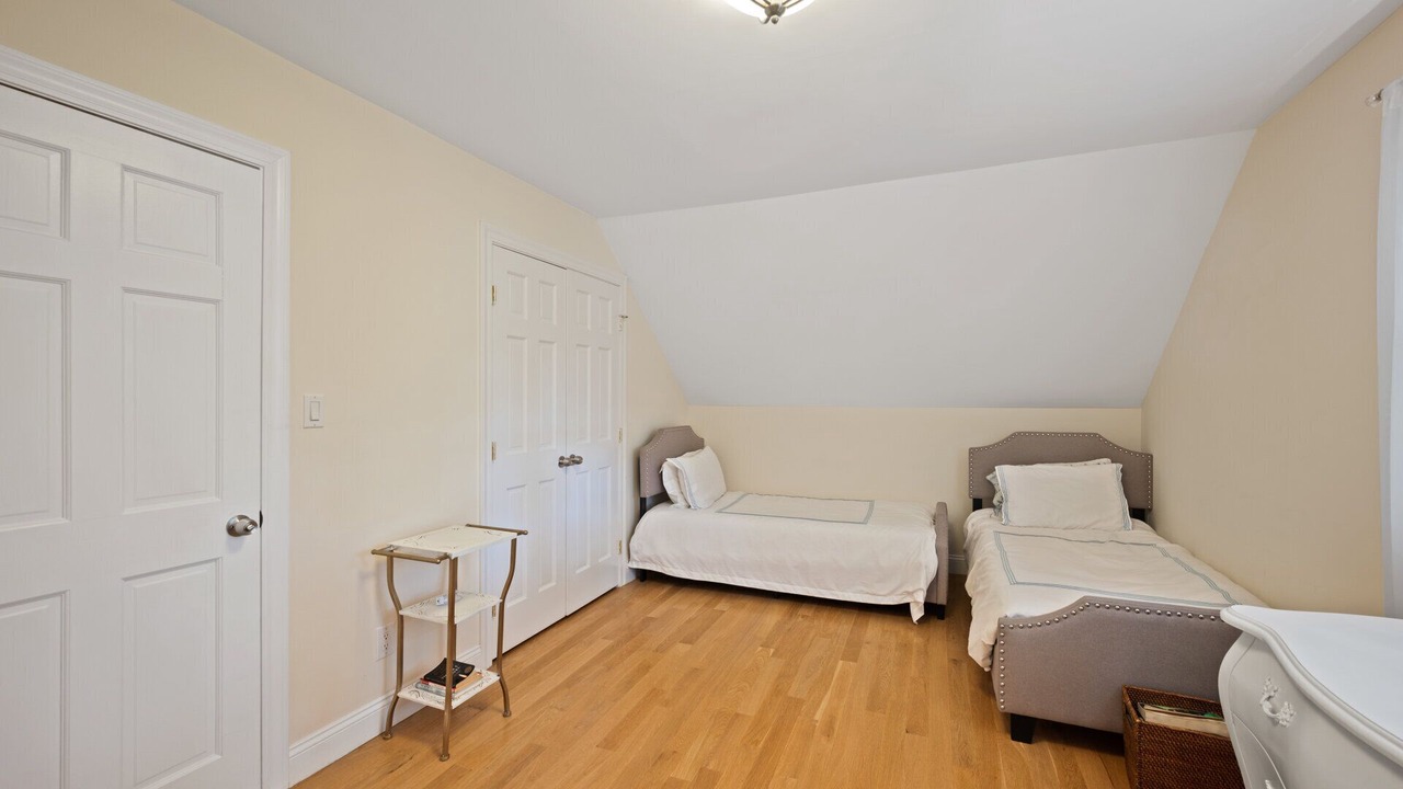 Photo of Bedroom in East Hampton North